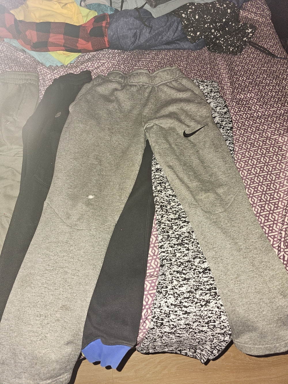 Joggers Lot Boys Size 8(m) - Picture 4 of 8
